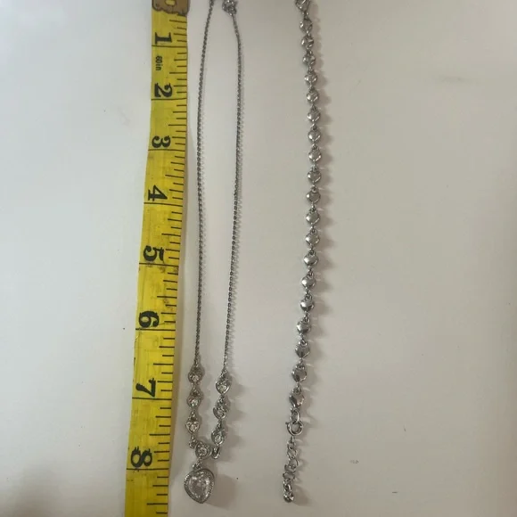 Avon Silver Heart Necklace and Bracelet Set - Picture 7 of 10